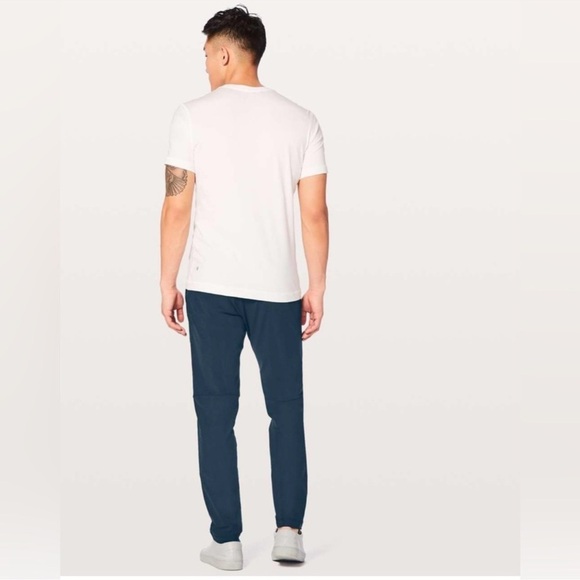 Lululemon Men's Commission Pant Slim True Navy Sz 34 - Picture 4 of 12